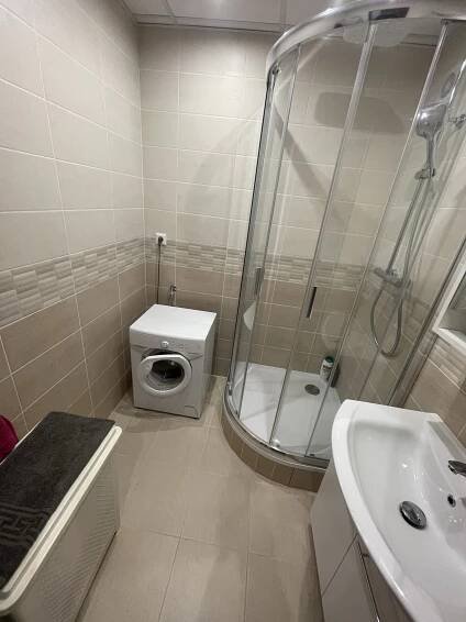 Rekonstrukce bytového jádra bytu 2KK,obklad Garda | Skála - koupelny na klíč