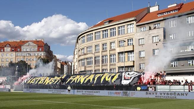 Fotoohlédnutí za derby: Sparta loupila v Ďolíčku. Bohemka bojovala, ale padla