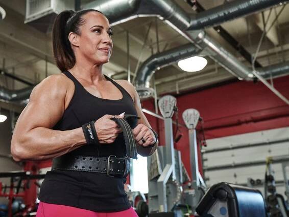 Professional Bodybuilder Dany Garcia Eats 6 Meals A Day While Prepping For Competition