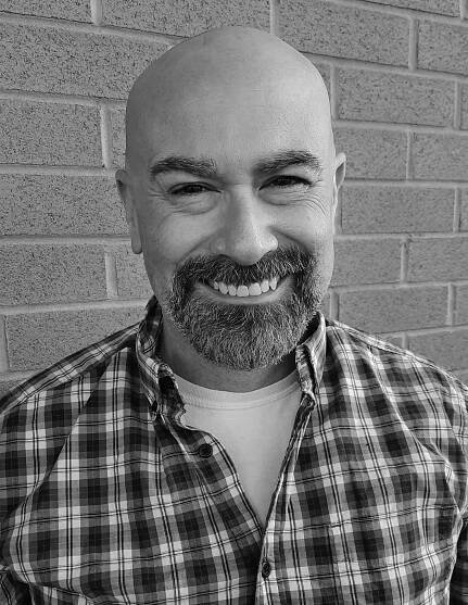 Voice-Over Demos/Headshot - Scott Roberts Voice-Over