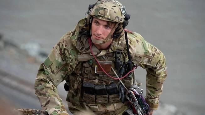 Britská armáda se rozpadá. Najednou odešlo přes 15 000 vojáků, i když jim zvýšili platy nejvíce za 20 let; a 3 ze 4 zájemců odmítají vstoupit