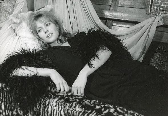 April | 2015 | Mémoire de Claude Jade