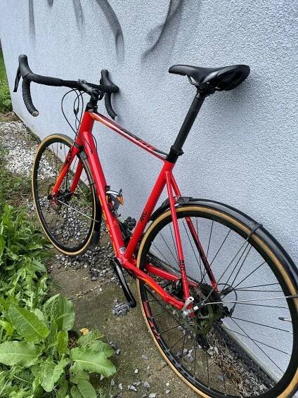 KELLYS ARC50 za 14 900 Kč | Cyklobazar.cz