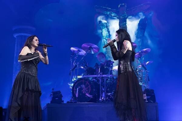 Soubor:Within Temptation-137-52.jpg – Wikipedie
