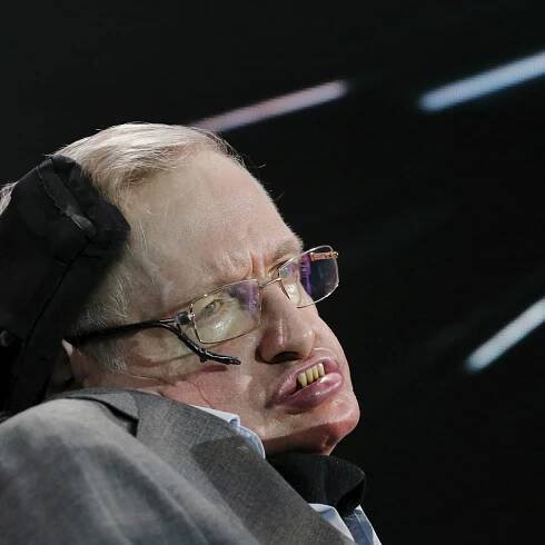 Stephen Hawking warns artificial intelligence 'may replace humans altogether'