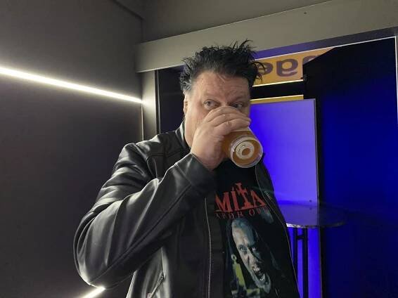 Foto k tématu Timo Tolkki – stránka 110