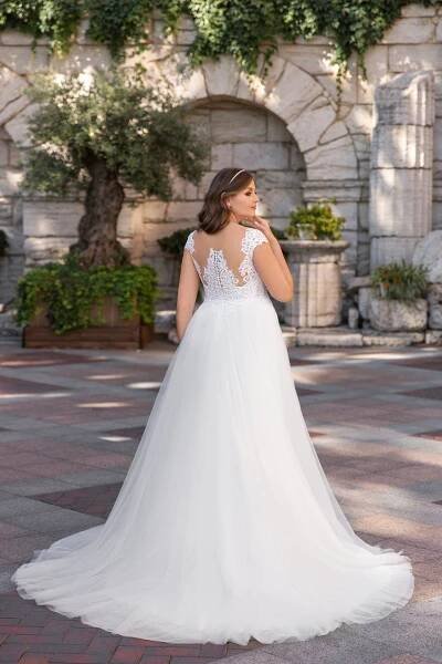 Vestiti da sposa taglie forti | Aosta | Sylvie Spose 