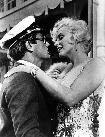 Zemřel Tony Curtis, legendární herec z Někdo to rád horké