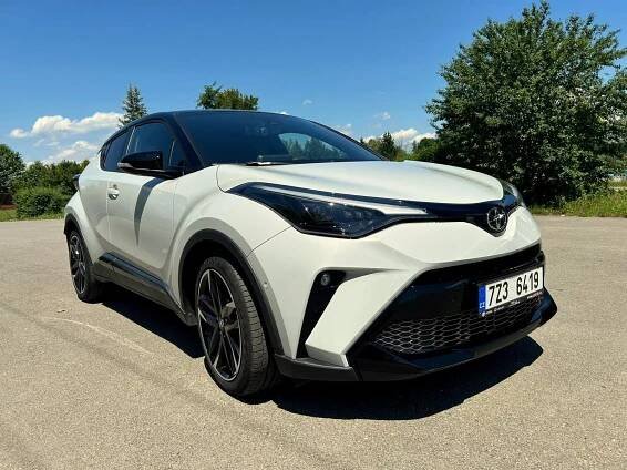 Toyota C-HR 2.0, hybrid automat - Dodávky Kroměříž