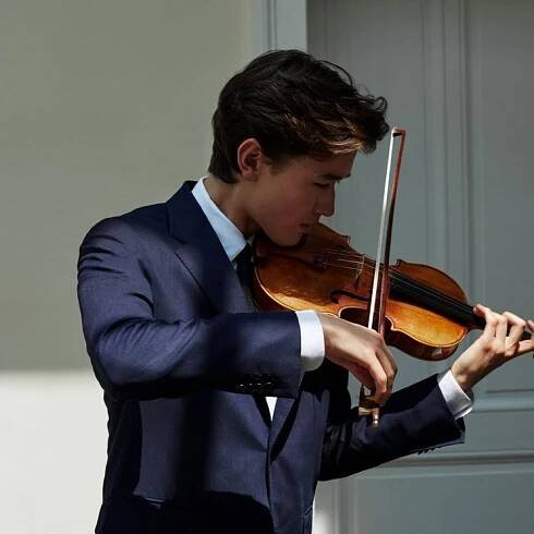 Daniel Lozakovich | Lucerne Festival