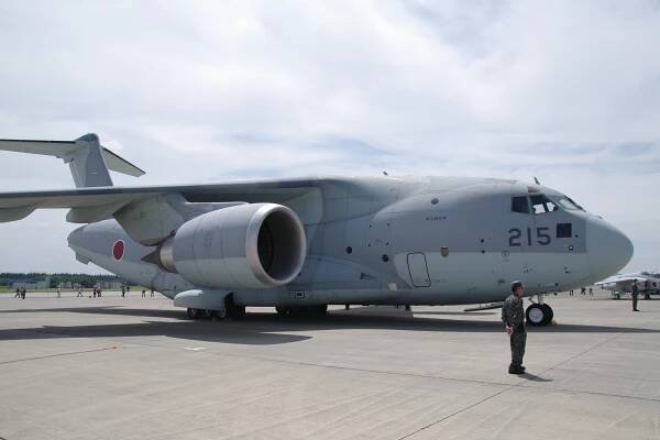 陸上自衛隊応援サイト｢陸自調査団｣｜創立記念･航空祭･装備品･駐屯地