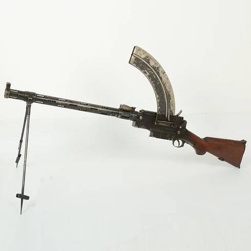 03 Ruský lehký kulomet Madsen vzor 1902 ráže 7,62 mm Mosin