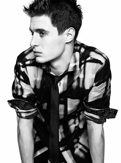 Max Irons fotka