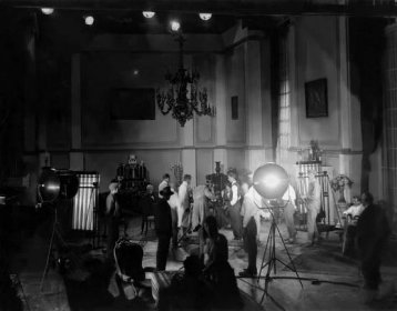 Světový věhlas – Září 1933 – Barrandov Studio a.s.