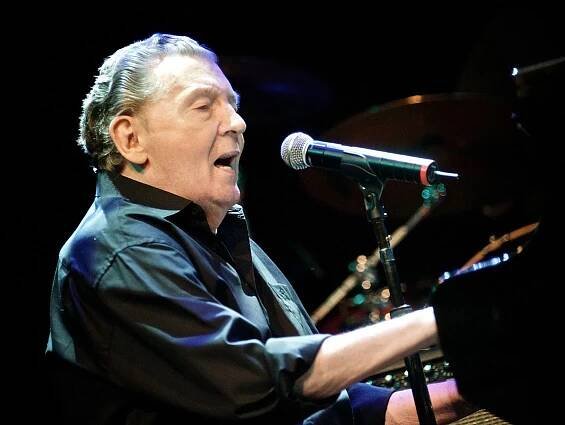 Zemřel průkopník rock & rollu, zpěvák Jerry Lee Lewis!