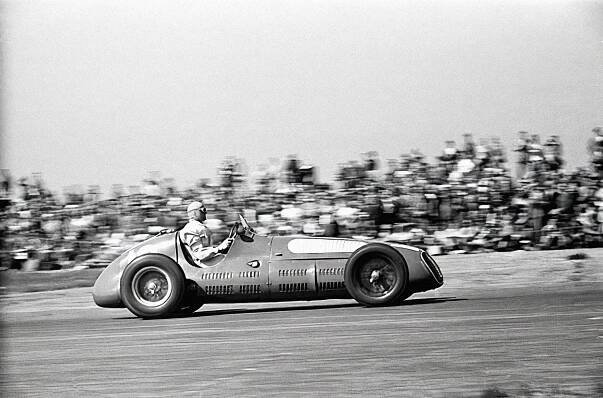 Formule 1 slaví sedmdesát let. Tak se v roce 1950 začala psát její historie