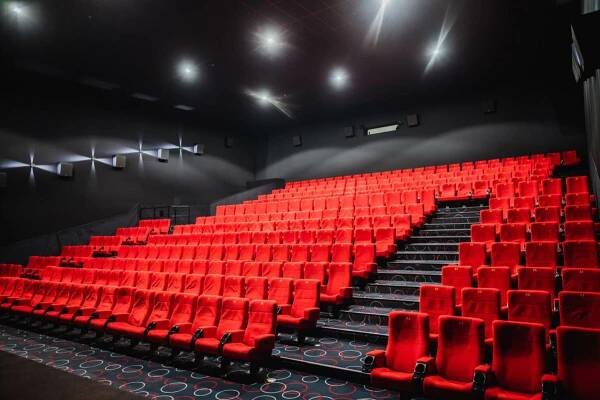 Multikino CineStar - Čtyři Dvory