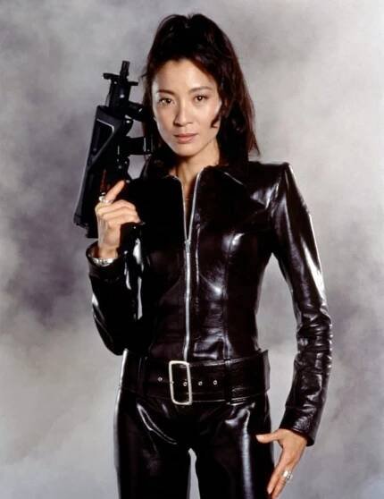 Michelle Yeoh jako Wai Lin (Zítřek nikdy neumírá, 1997)