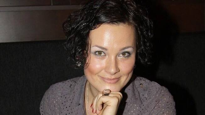 Nejkrásnější dívka roku 2000 se podruhé narodila: Miss Salačová měla se synem vážnou nehodu na D1