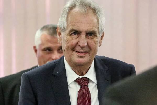 Zeman přijal čínskou vicepremiérku, na setkání byl i Jágr s Nedvědem
