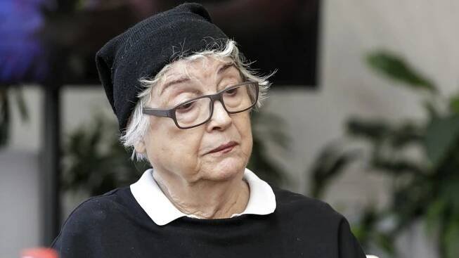 Krutý osud hvězdy Bouřlivého vína. Božidara Turzonovová čtyřikrát přišla o vytoužené miminko – eXtra.cz