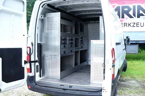 vestavba dodávka Renault Master