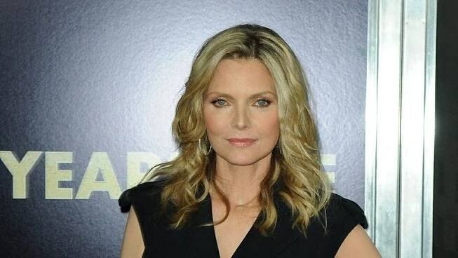 Herečka Michelle Pfeiffer převezme cenu pro filmovou ikonu