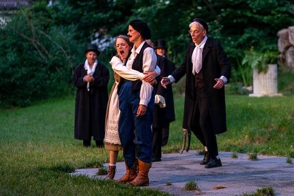Galerie -Familiengeschichten – Faust Festspiele