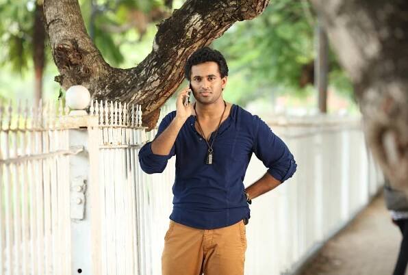 Unni Mukundan | Films | Avarude Raavukal