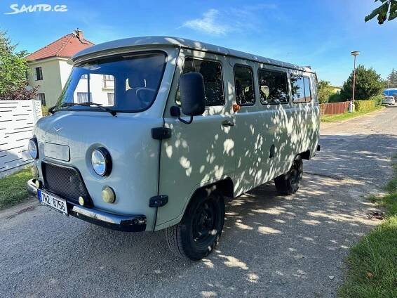 UAZ Ostatní 2206, LPG, 4x4, tažné, 7-9míst