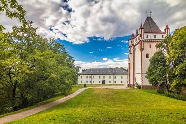 Zámek Hradec nad Moravicí | TuristickaMapa.cz