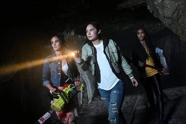 Kristy Dawn Dinsmore, Morgan Holmstrom, Miranda Frigon - Day of the Dead - Choke on 'Em! - Z filmu