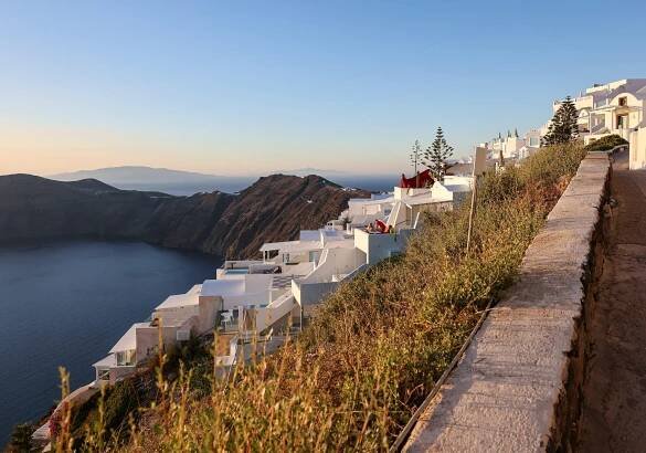 Santorini for families: Cruises & more to discover | Spiridakos Sailing
