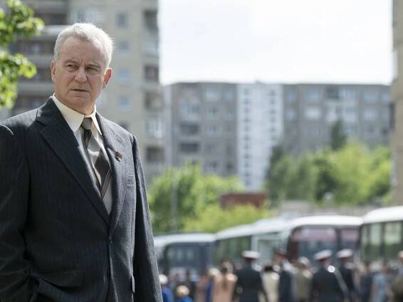 How Stellan Skarsgård's Life Experience Helped Him Win a Golden Globe for Chernobyl