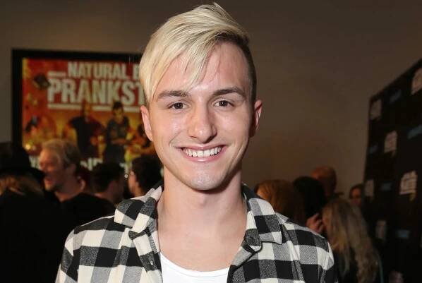 9 Astonishing Facts About Lucas Cruikshank