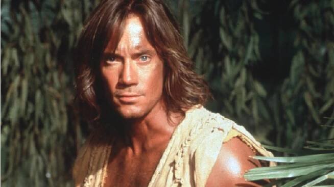 Hvězda seriálu Herkules je pořád fešák. Mužný Kevin Sorbo po šedesátce popírá zákony stárnutí