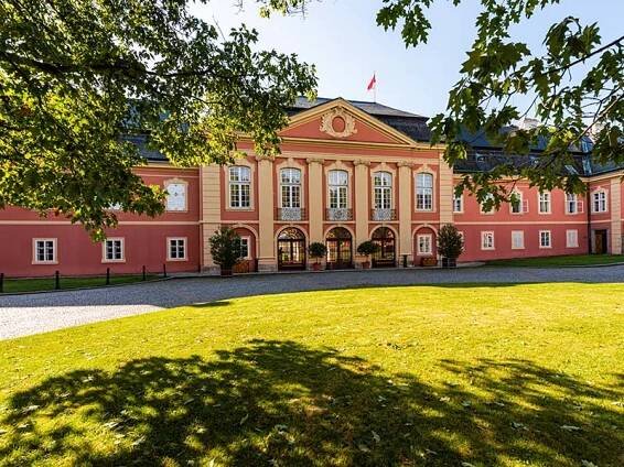 Asociace majitelů hradů a zámků