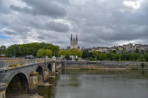 Quai des Carmes, Angers
