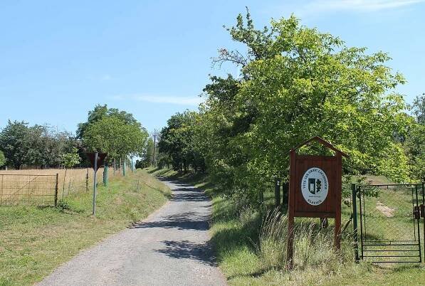 Soubor:Licibořice, Slavice (2018-07-04; 01).jpg