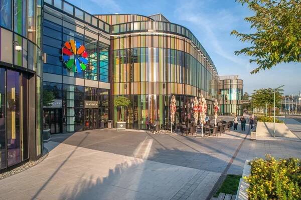OC Galerie Šantovka - skleněný klenot Olomouce 4 - Bydlení Raz Dva