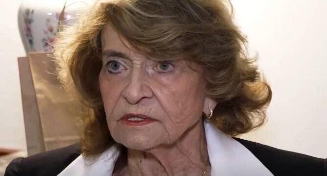 Yvetta Simonová slavila 97