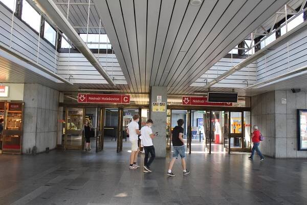 Piráti nadále odmítají společný podnik k metru Nádraží Holešovice