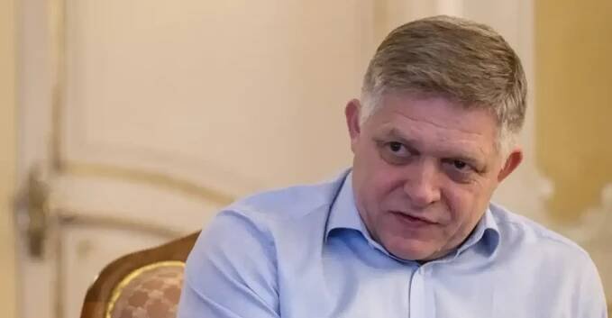 Fico se ozval. Vyzval Čaputovou a opozici, aby se omluvily za nenávistné projevy. Ocenil Ústavní soud - Echo24.cz