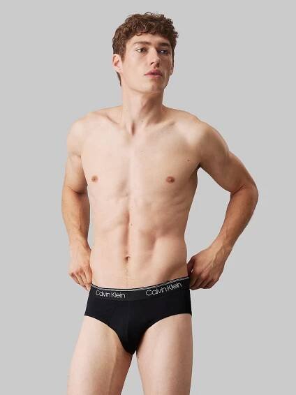 Calvin Klein Underwear Slipy – černá: přední strana