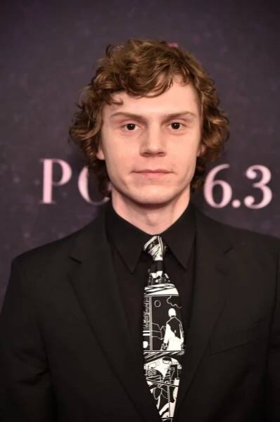 Evan Peters - Actor