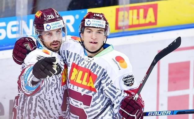 Hokejová Sparta znovu vzdává hold policii: Při utkání uctili legendy kriminalistiky