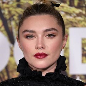It Took Me a Minute to Realize Florence Pugh's Micro Bangs at the Oscars Aren't Real — See Photo