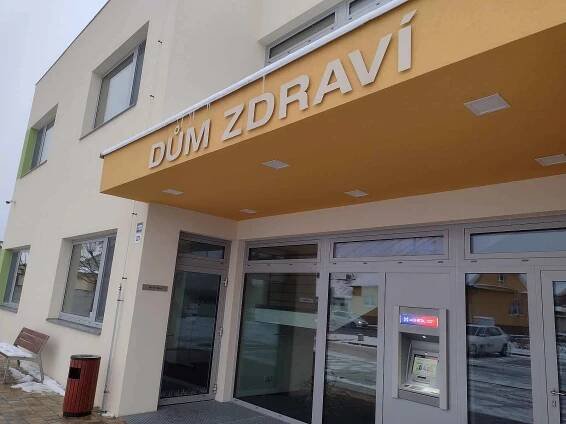 Dům zdraví v Lužicích nabízí ženám odbornou péči v nové gynekologické ambulanci hodonínské nemocnice.