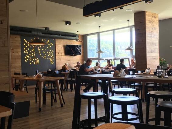 Gastrodrbna: Kozlovna M3 je velkou konkurencí zaběhlým olomouckým restauracím