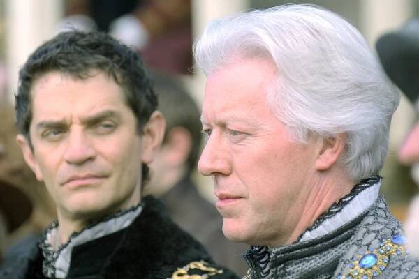 Tudorovci - Pravda a spravedlnost - Z filmu - James Frain, Nick Dunning
